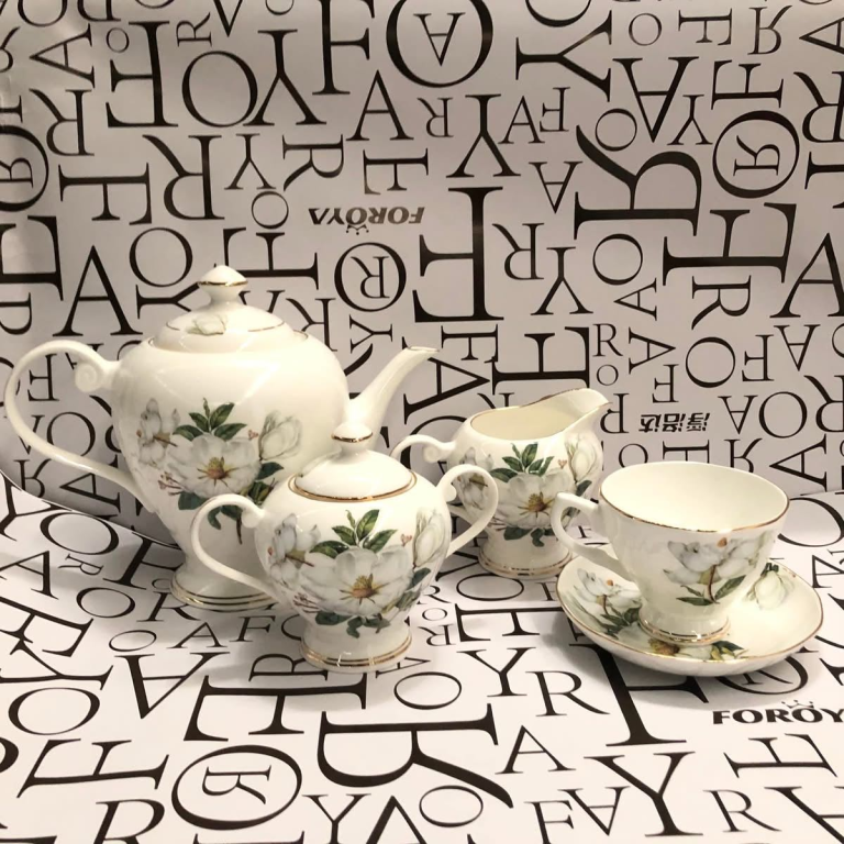 Fine bone china Luxuious brand KUNWARE dinner set